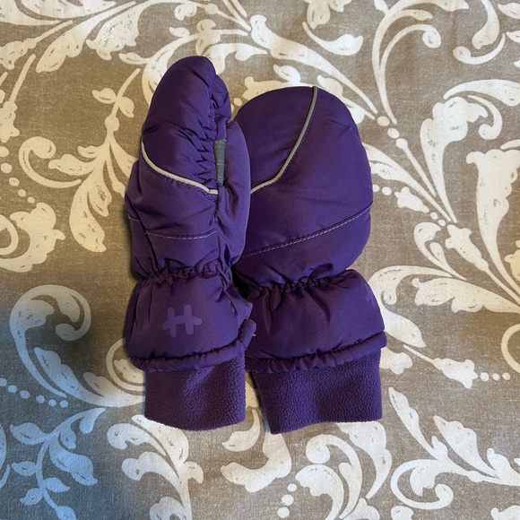 3 Pairs of Winter Gloves and Mittens Kids Size 4-6 - Picture 3 of 4